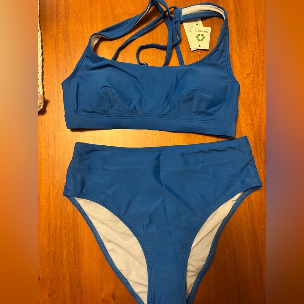 Brand new bikini from Cupshe